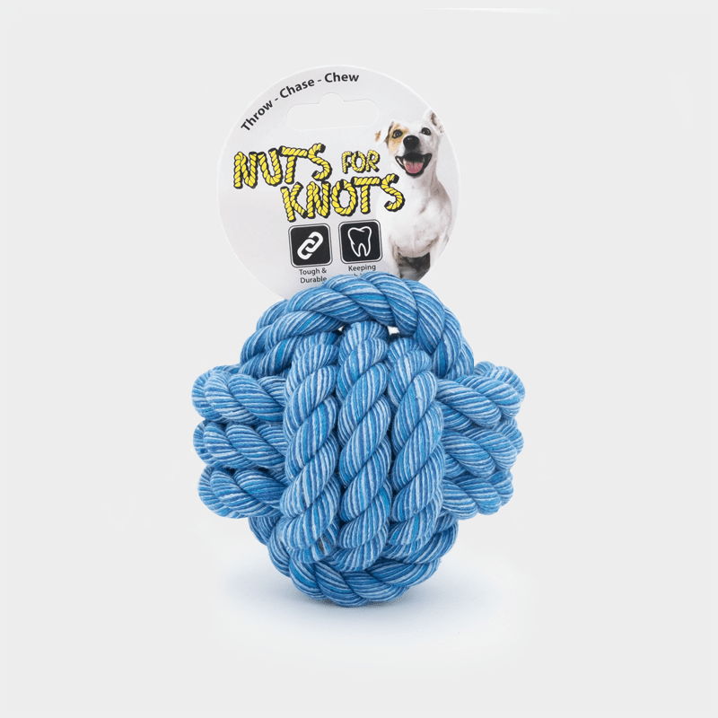 Grüner Nuts for Knots Ball mit Verpackung von Happy Pet